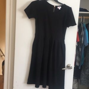 Noir Amelia by Lularoe